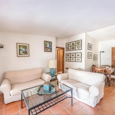 2' - Luxury Piccolo Pevero Vila *