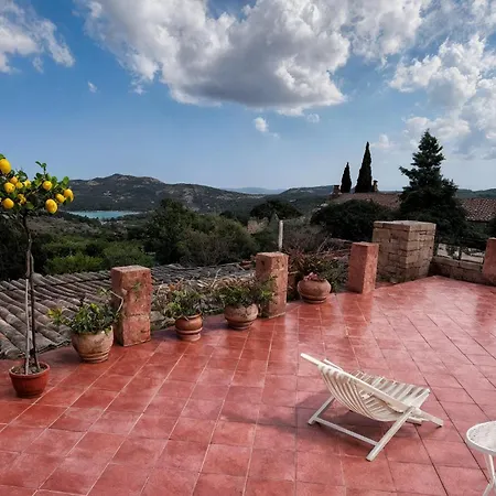 2' - Luxury Piccolo Pevero Villa